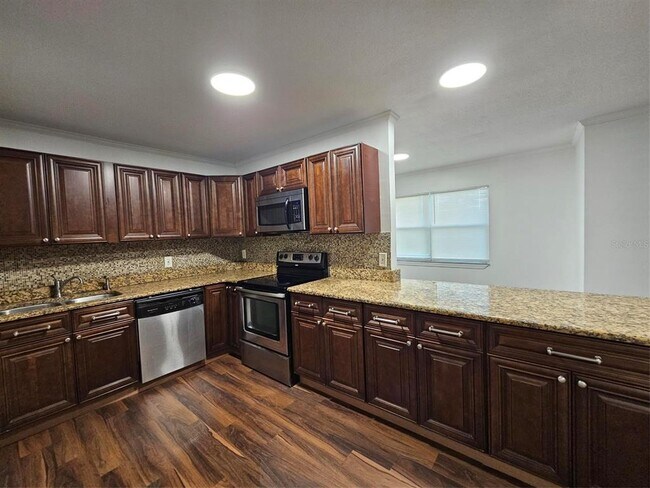 Building Photo - 2408 Barley Club Ct