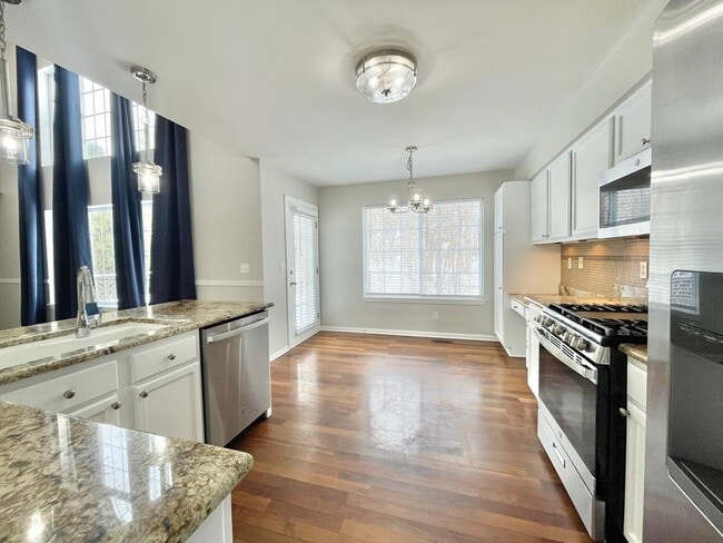 Building Photo - 602 Pearces Ford Rd