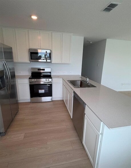 Building Photo - 5513 Pimenta Ct