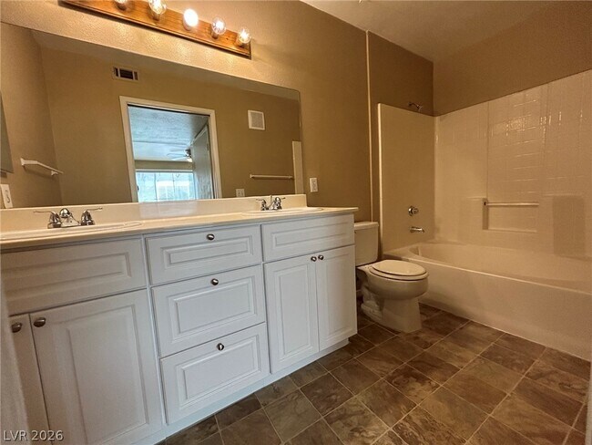 Building Photo - 3065 Casey Dr