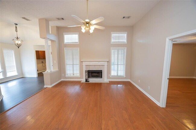 Building Photo - 8013 Copperfield Dr
