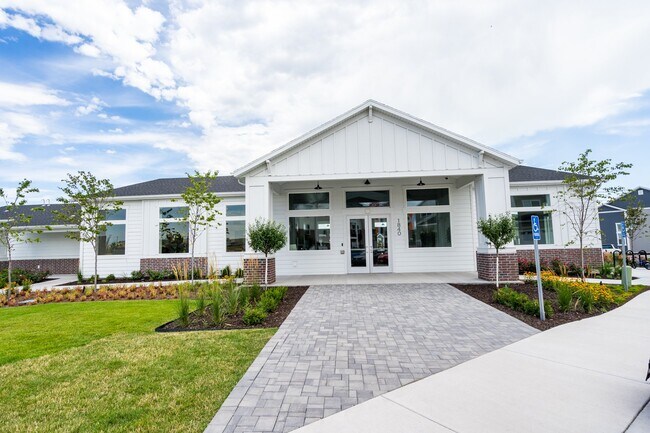 Building Photo - 4016 Big Horn Dr