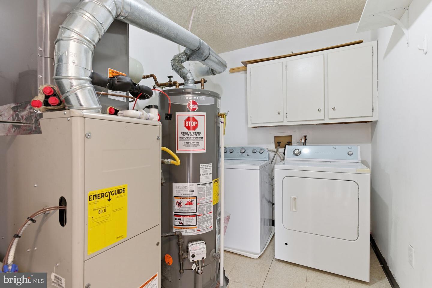 Building Photo - 30 Voscek Ct