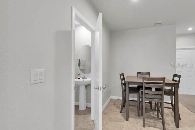 Building Photo - 12073 Grizzly Ln