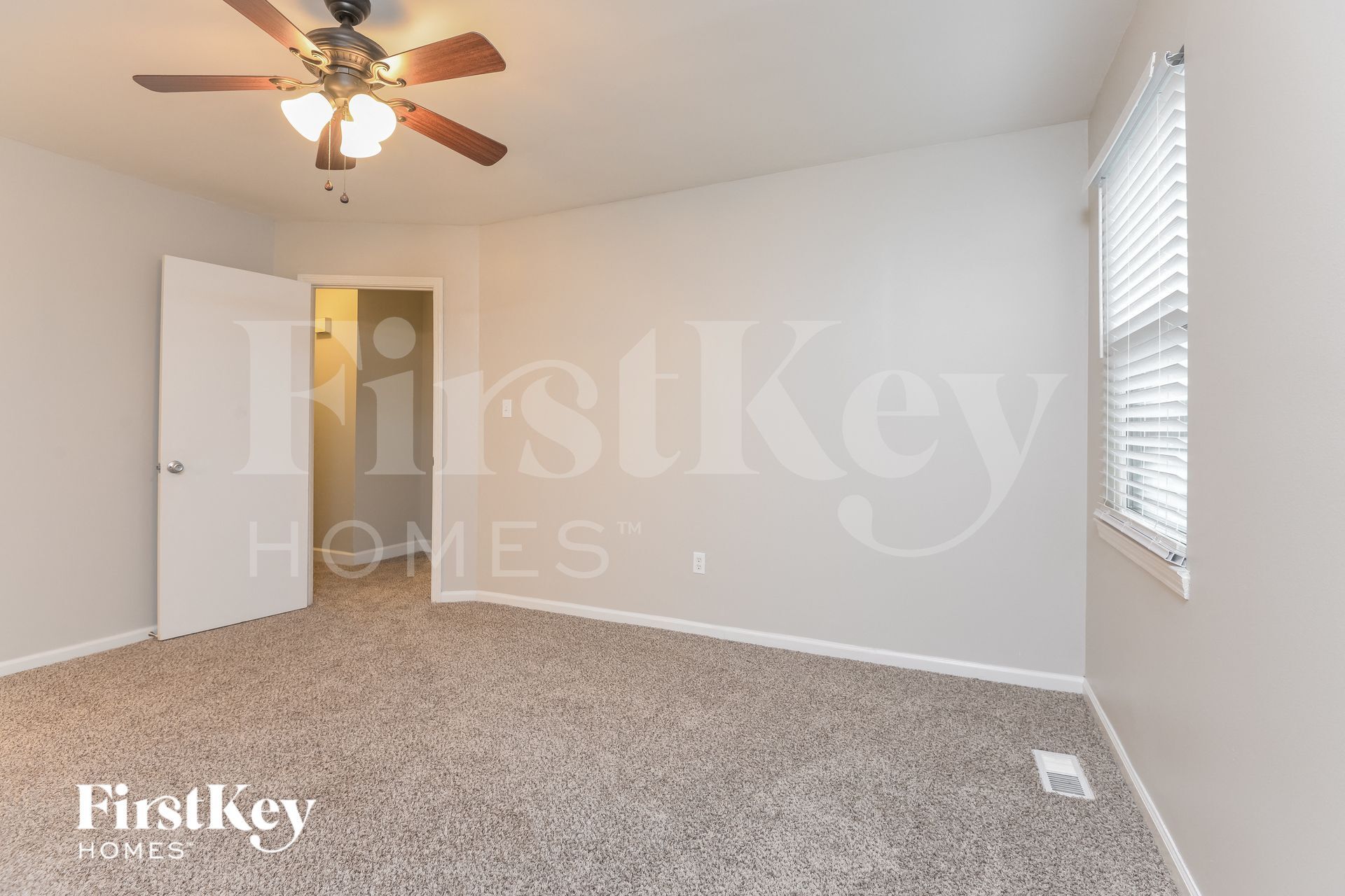 Building Photo - 109 Pinehurst Rd