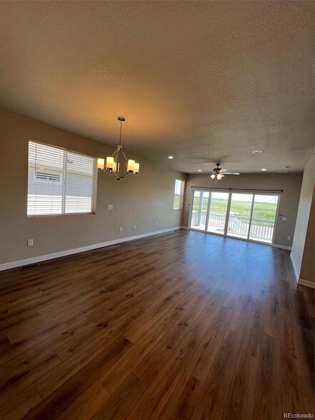 Building Photo - 3987 Wyedale Wy