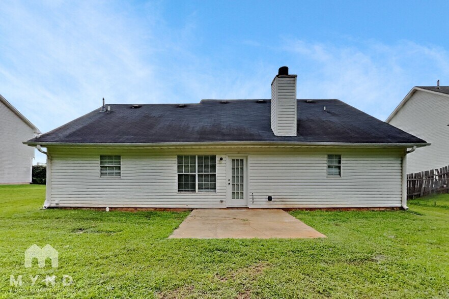 Building Photo - 3000 Tudor Dr