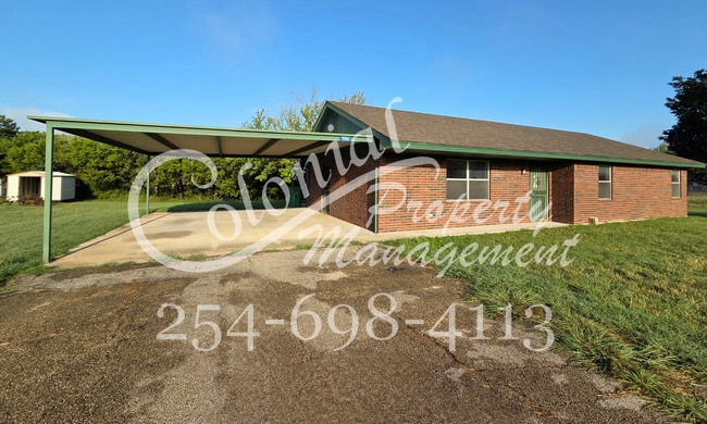 Primary Photo - Charming 3-Bed, 2-Bath Country Home in Kem...