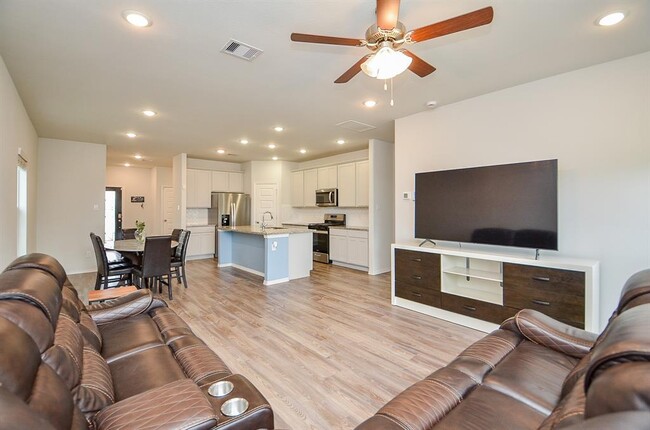 Building Photo - 23231 Spring Genesis Ln