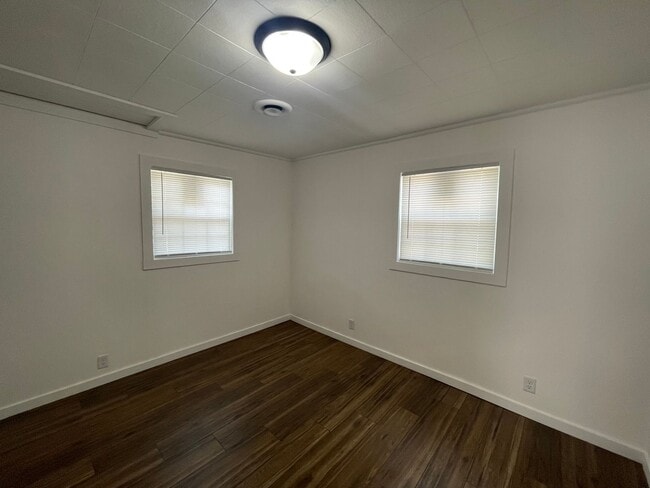 Building Photo - House in Paducah city limits 2–1