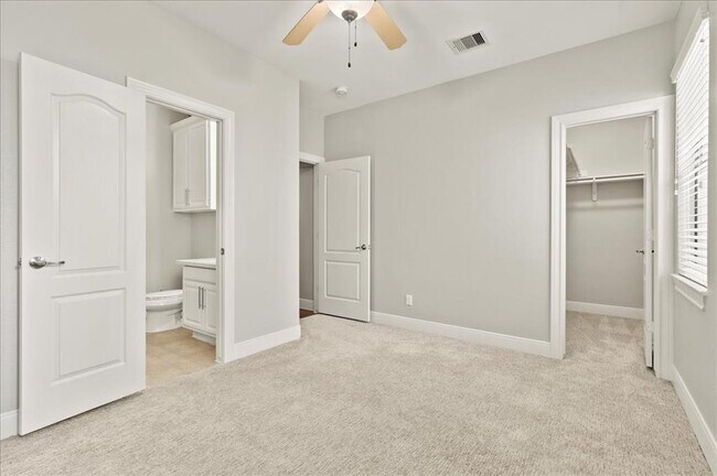 Building Photo - 1518 Bingham St