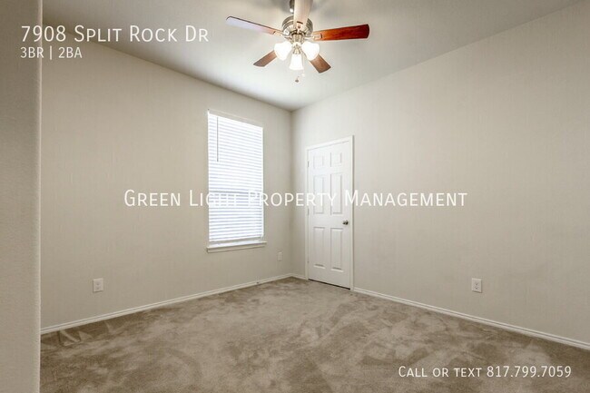 Building Photo - 7908 Split Rock Dr