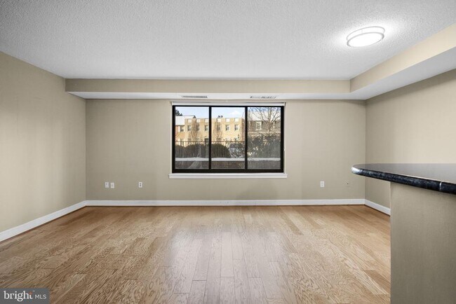 Building Photo - 3101 New Mexico Ave NW