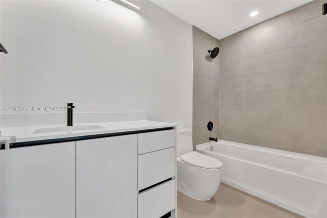 Building Photo - 1563 NW 94th Way