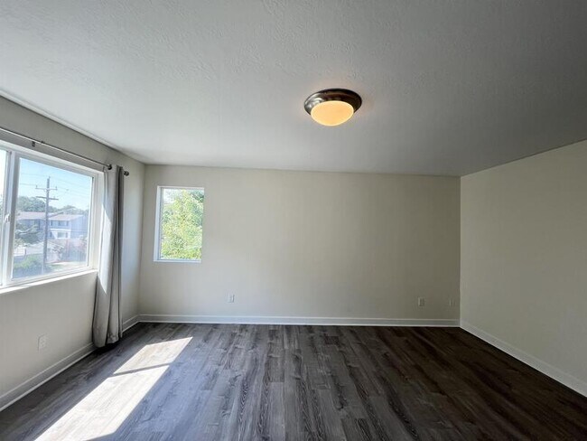 Building Photo - 3546 Terra Sol Dr