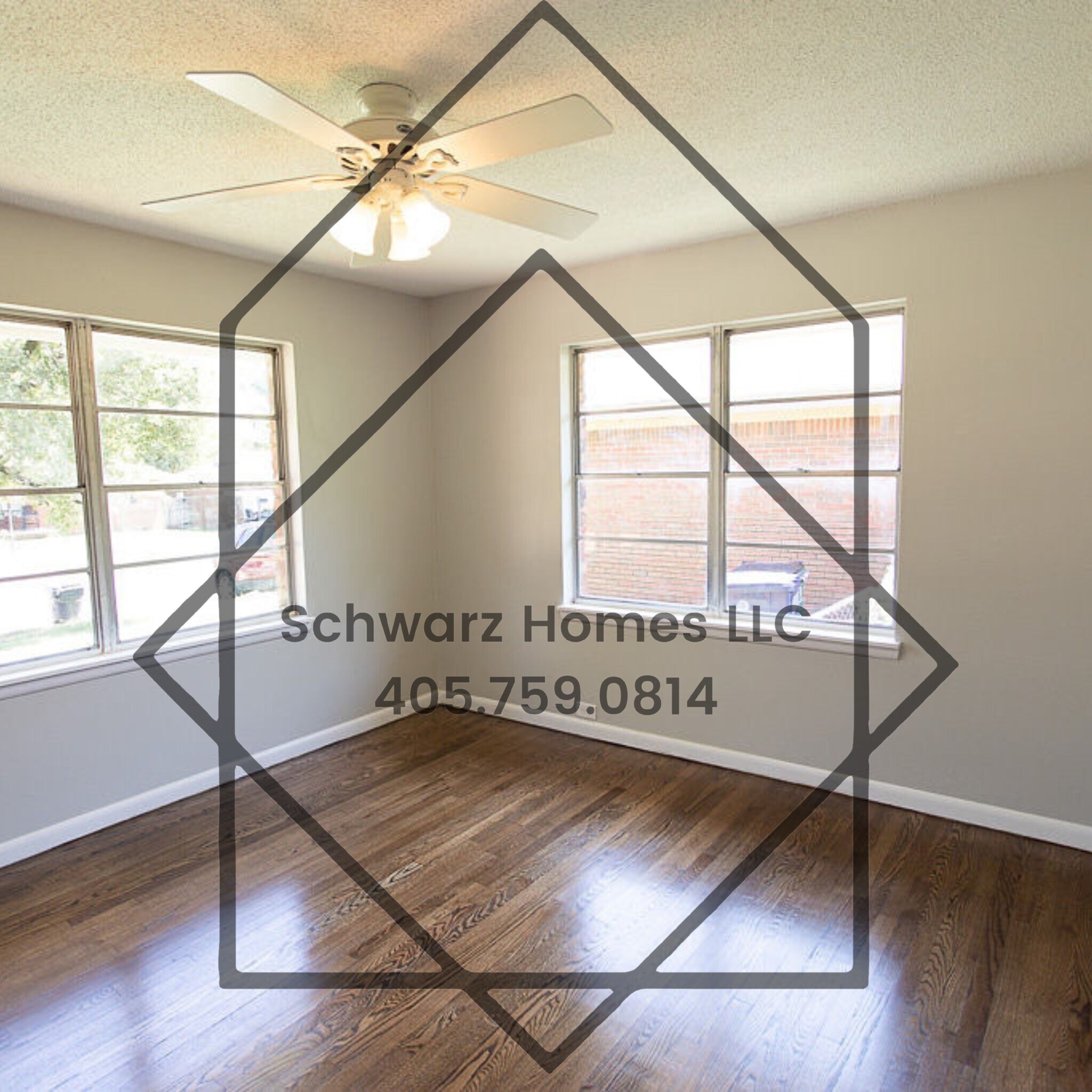 Building Photo - 3009 N Vermont Ave