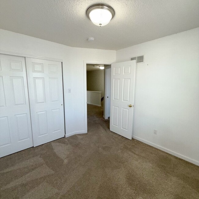 Building Photo - 3306 Domain St