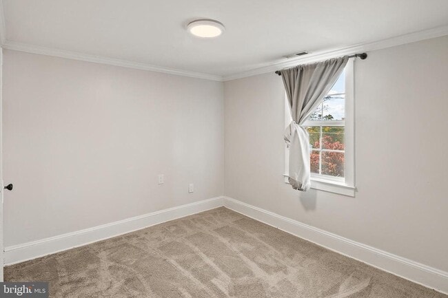 Building Photo - 2201 Alvin Ave