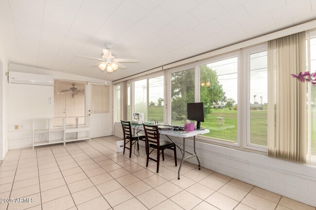 Building Photo - 10641 W Oakmont Dr