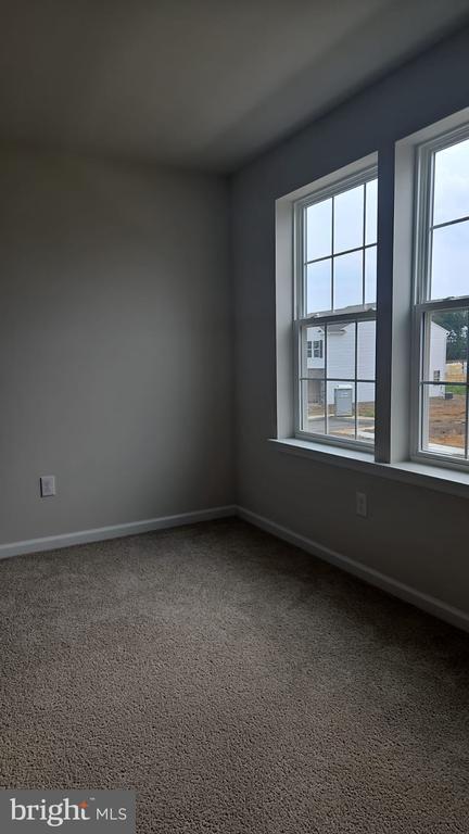 Building Photo - 30 Elliot Ln