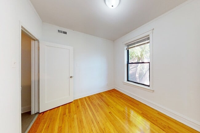 Floorplan - 5452 S. Ellis Avenue