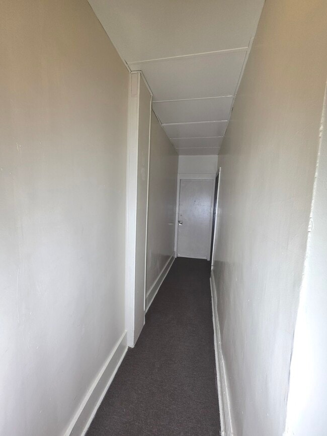 Building Photo - 6529 S Kimbark Ave