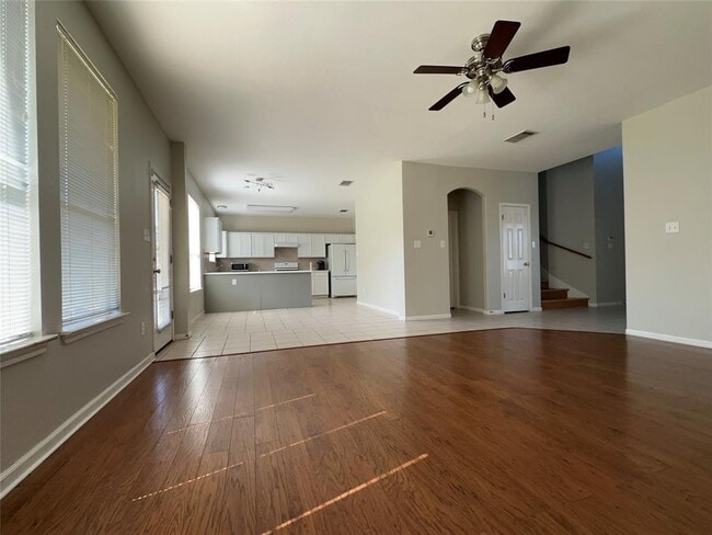 Building Photo - 12733 Serafy Ct