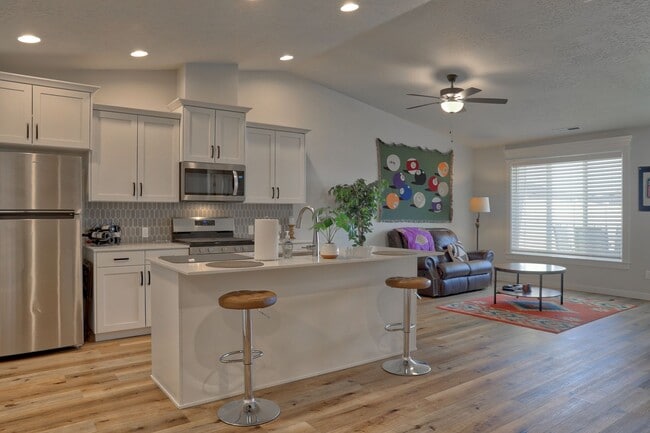 Building Photo - New home for Rent! Great Location.