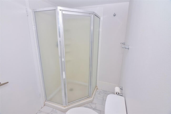 Building Photo - 1401 S Federal Hwy