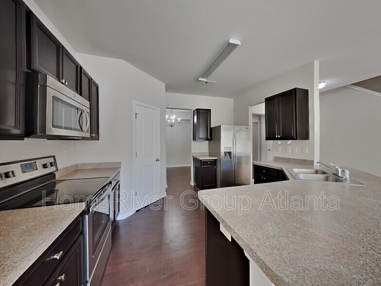 Building Photo - 1329 Brookmere Way