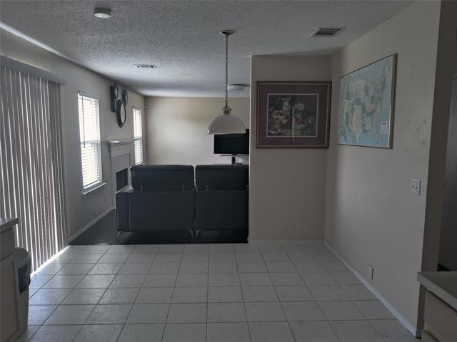 Building Photo - 1405 Anglican Dr