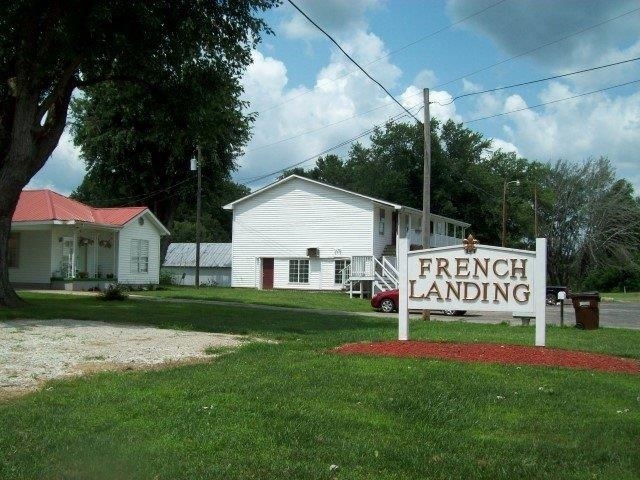 Primary Photo - French Landing