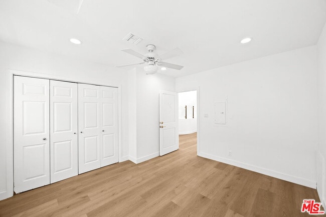 Building Photo - 244 S Almont Dr
