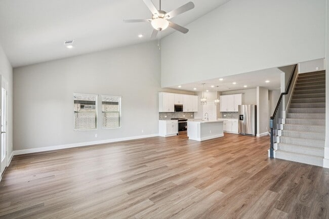 Building Photo - 714 London Town Ln