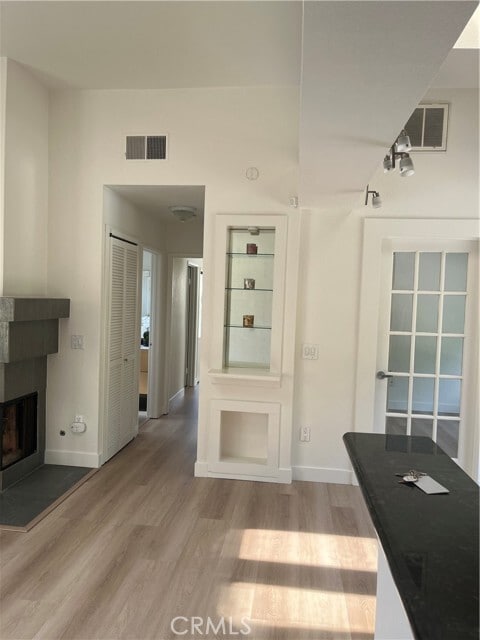 Building Photo - 47 Grenada St