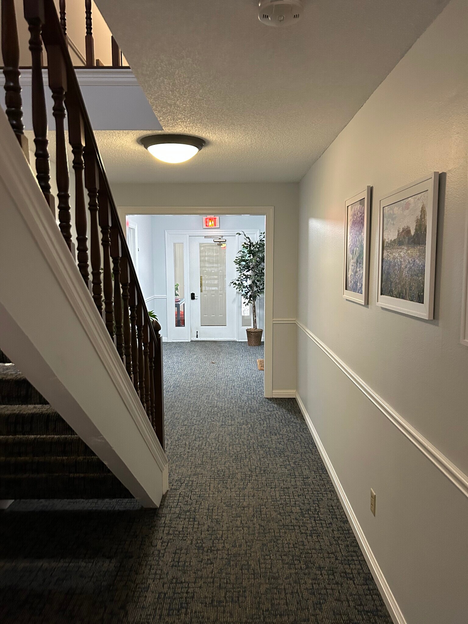 Building Photo - 698 Trailcrest Ct