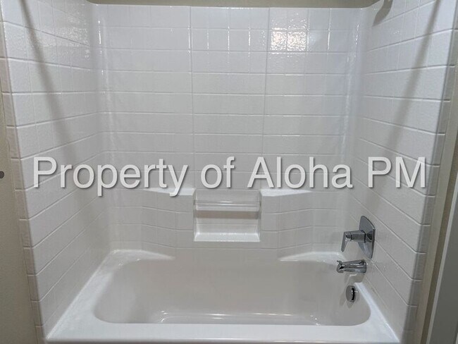 Building Photo - 3558 E Grand Forest Dr