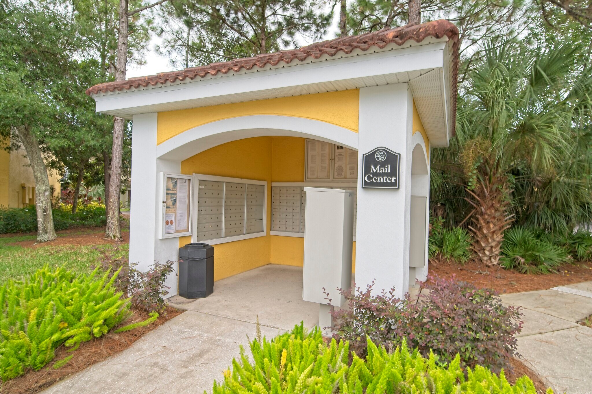 Mail Center - 5701 Bentgrass Dr