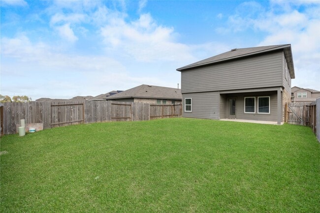 Building Photo - 24059 Kentwood Springs Dr