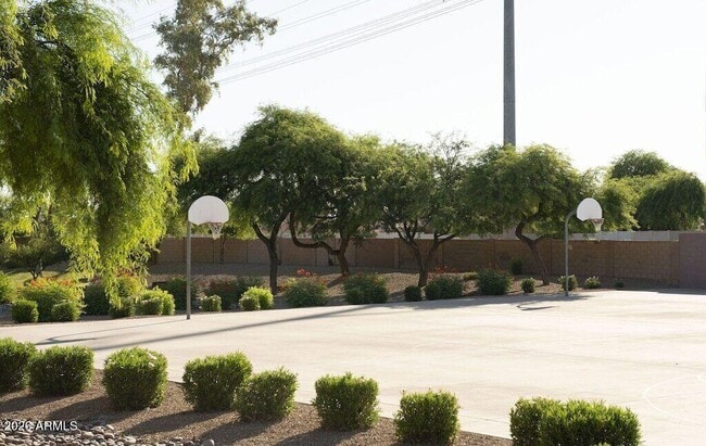 Building Photo - 660 N Stacie Ct