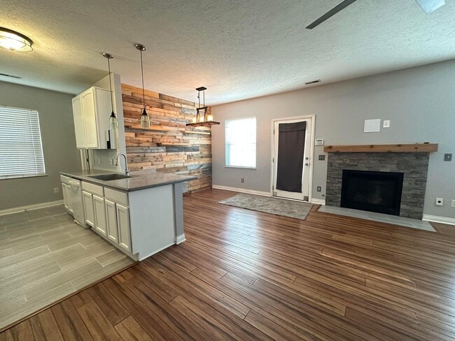 Building Photo - 4645 Grand Strand Dr