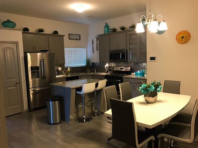 Building Photo - We have your keys ready!