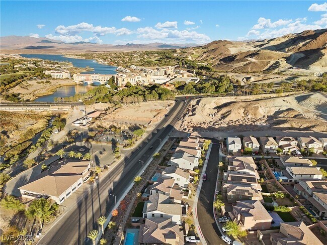 Building Photo - 14 Parco Fiore Ct