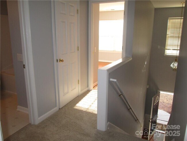 Building Photo - 8807 Ormeau Dr