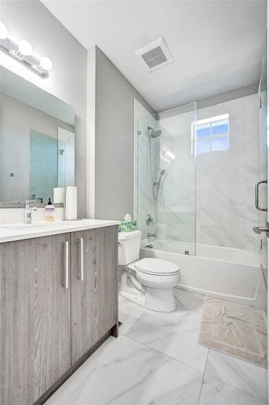 Building Photo - 3534 Forest View Cir