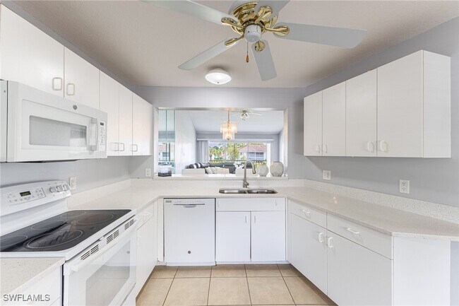 Building Photo - 420 Belina Dr