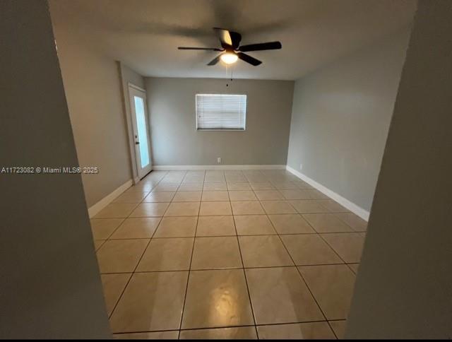 Building Photo - 2700 Coral Springs Dr