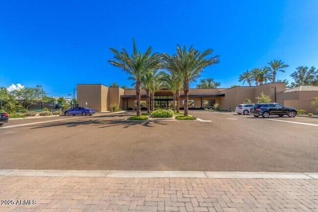 Building Photo - 7400 E Gainey Club Dr