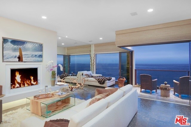 Building Photo - 22630 Pacific Coast Hwy