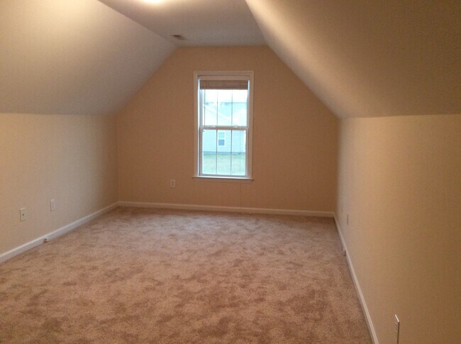 Building Photo - Beautiful home in Carolina Pines